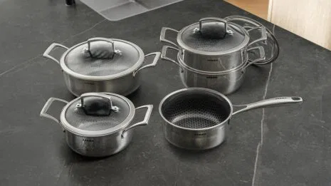 arbaer_9-delige_pannenset_inductie_met_honingraat_anti-aanbaklaag_2_1033943_20241122112306 arbaer_9-delige_pannenset_inductie_met_honingraat_anti-aanbaklaag_2_1033943_20241122112306
